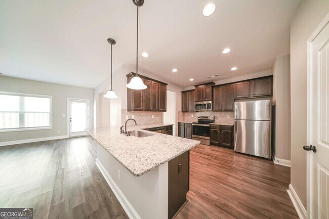 Building Photo - 2194 Bridgewater Pass