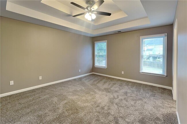 Building Photo - 327 Laurel Glen Crossing