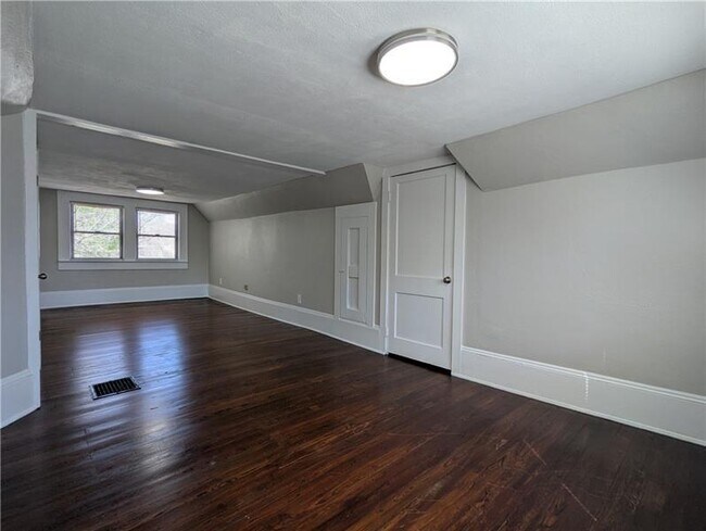 Building Photo - 2601 Semmes St