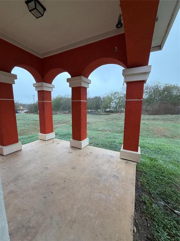 Building Photo - 398 Mesa Dr