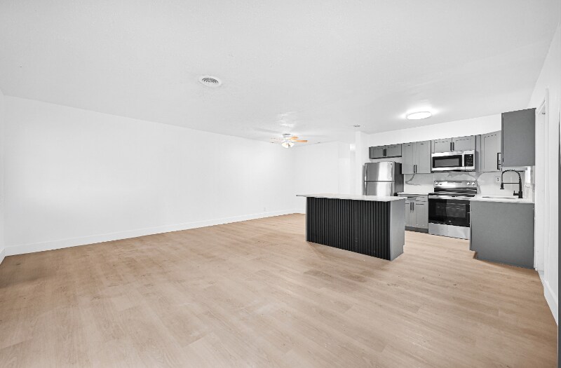 Building Photo - 1326 NW 8th Ave
