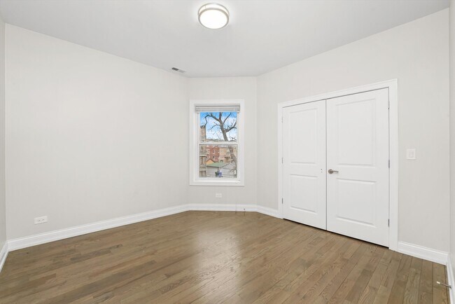 Building Photo - 4819 S Vincennes Ave