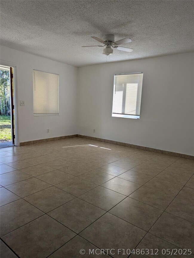 Building Photo - 2160 NW 29th St