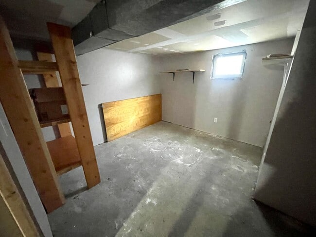 Building Photo - Nestled Away In Gig Harbor: A 3 Bedroom wi...