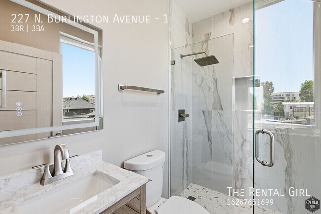 Building Photo - 227 N Burlington Ave
