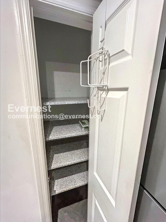 Building Photo - 199 14th St NE