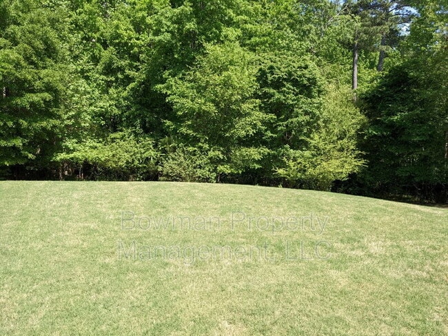 Building Photo - 503 Southern Ct