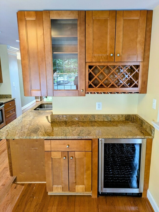 Building Photo - 4530 Airlie Way