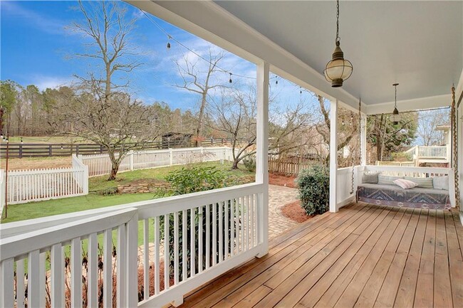 Building Photo - 10559 Serenbe Ln