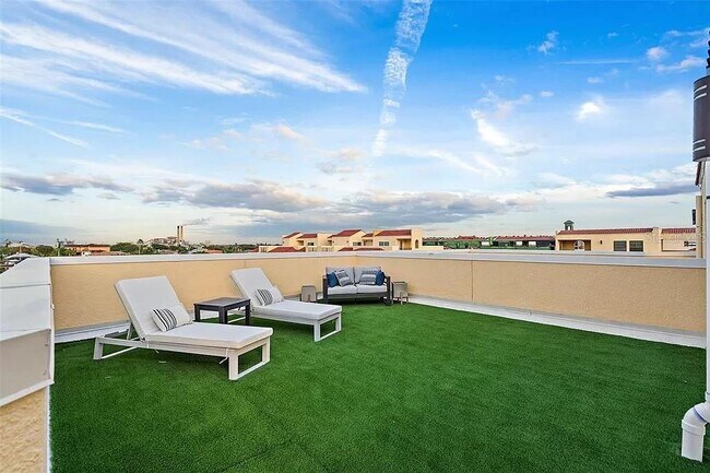 Building Photo - 6418 Margarita Shores Ln