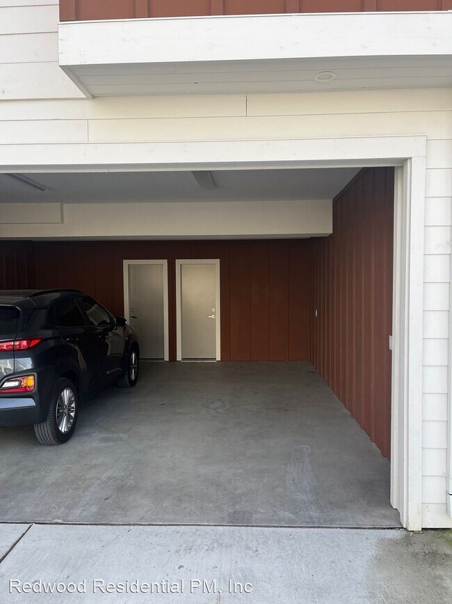 Building Photo - 3 br, 3 bath House - 2668 Franz Kafka Aven...