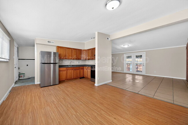 Building Photo - 8310 Sagewood Ln