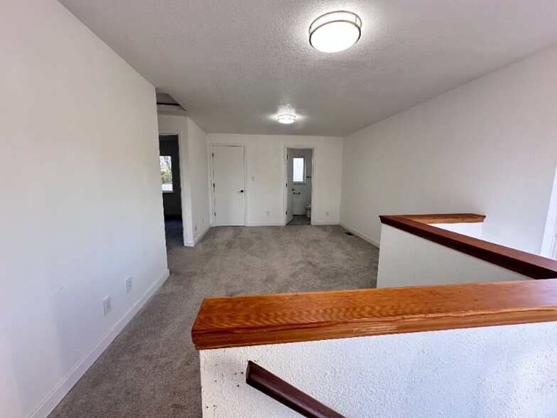 Building Photo - 13179 SW 64th Ave