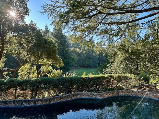 Building Photo - Cupertino Hills