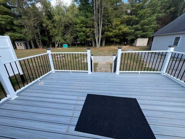 Building Photo - 30 Loughran Dr