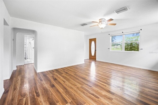 Building Photo - 3157 US-41