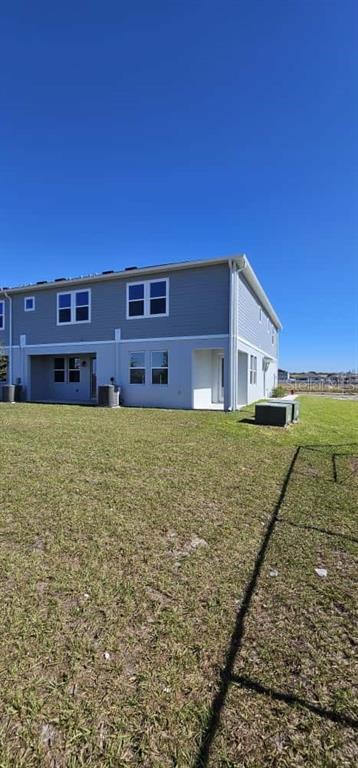 Building Photo - 548 Hart Ln