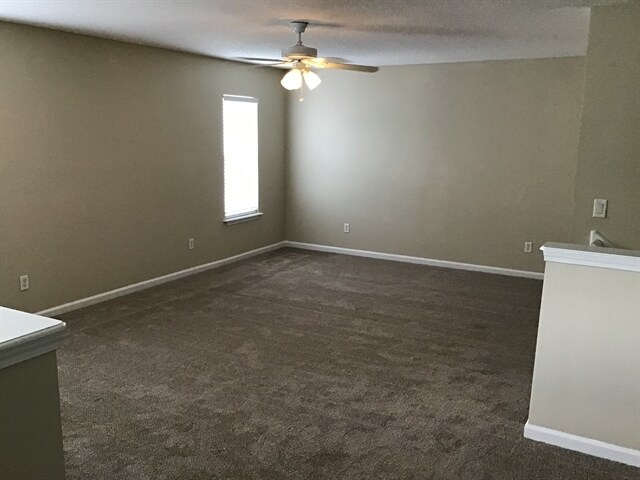 Building Photo - 508 N Tree Garden Dr