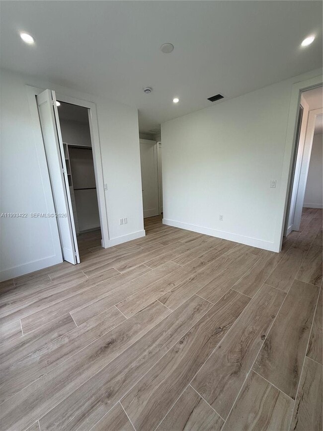 Building Photo - 1981 SW 33rd Ave