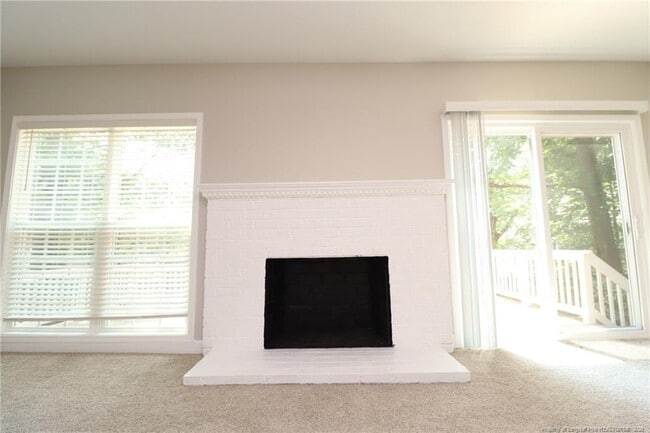 Building Photo - 104 Rainmist Cir