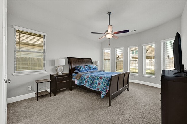 Building Photo - 430 Rita Blanca Dr