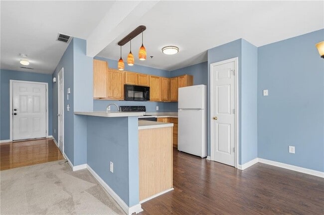 Building Photo - 247 Cottonwood Creek Cir