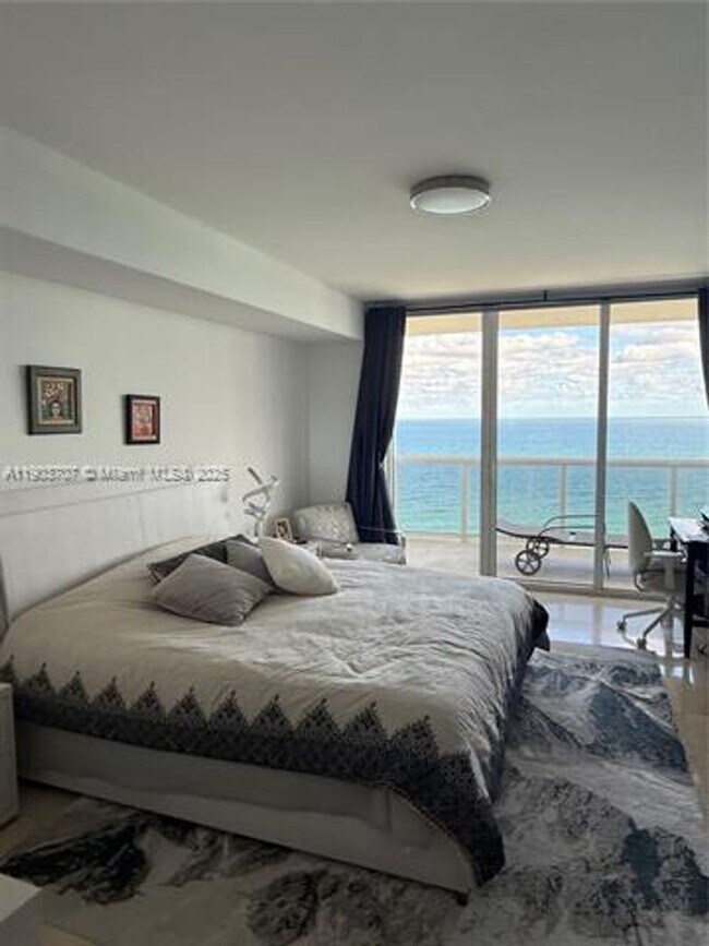 Building Photo - 1850 S Ocean Dr