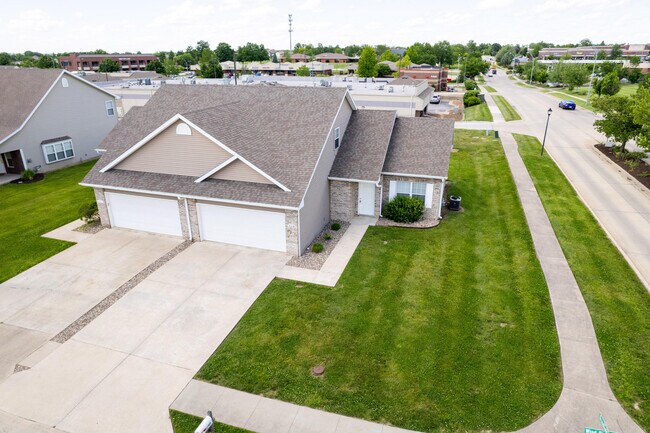 Building Photo - 3258 Wind River Cir
