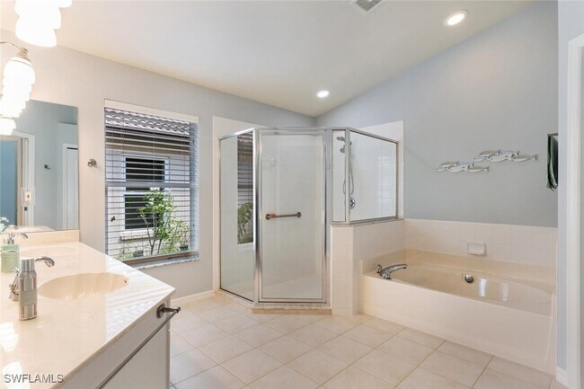Building Photo - 8449 Indian Wells Way