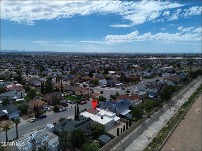 Building Photo - 11109 Loma Grande Dr