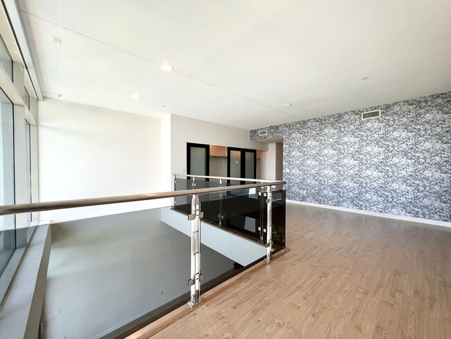 Building Photo - MOVE IN SPECIAL!!! FIRST MONTH FREE!!! LUX...
