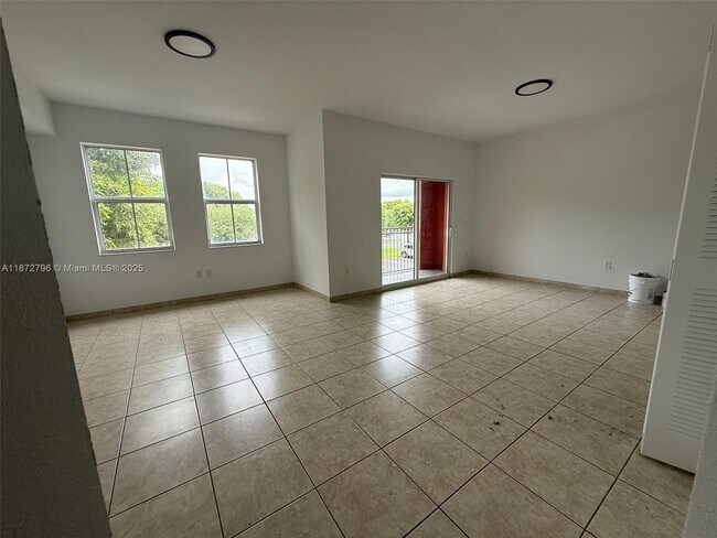 Building Photo - 11202 NW 83rd St