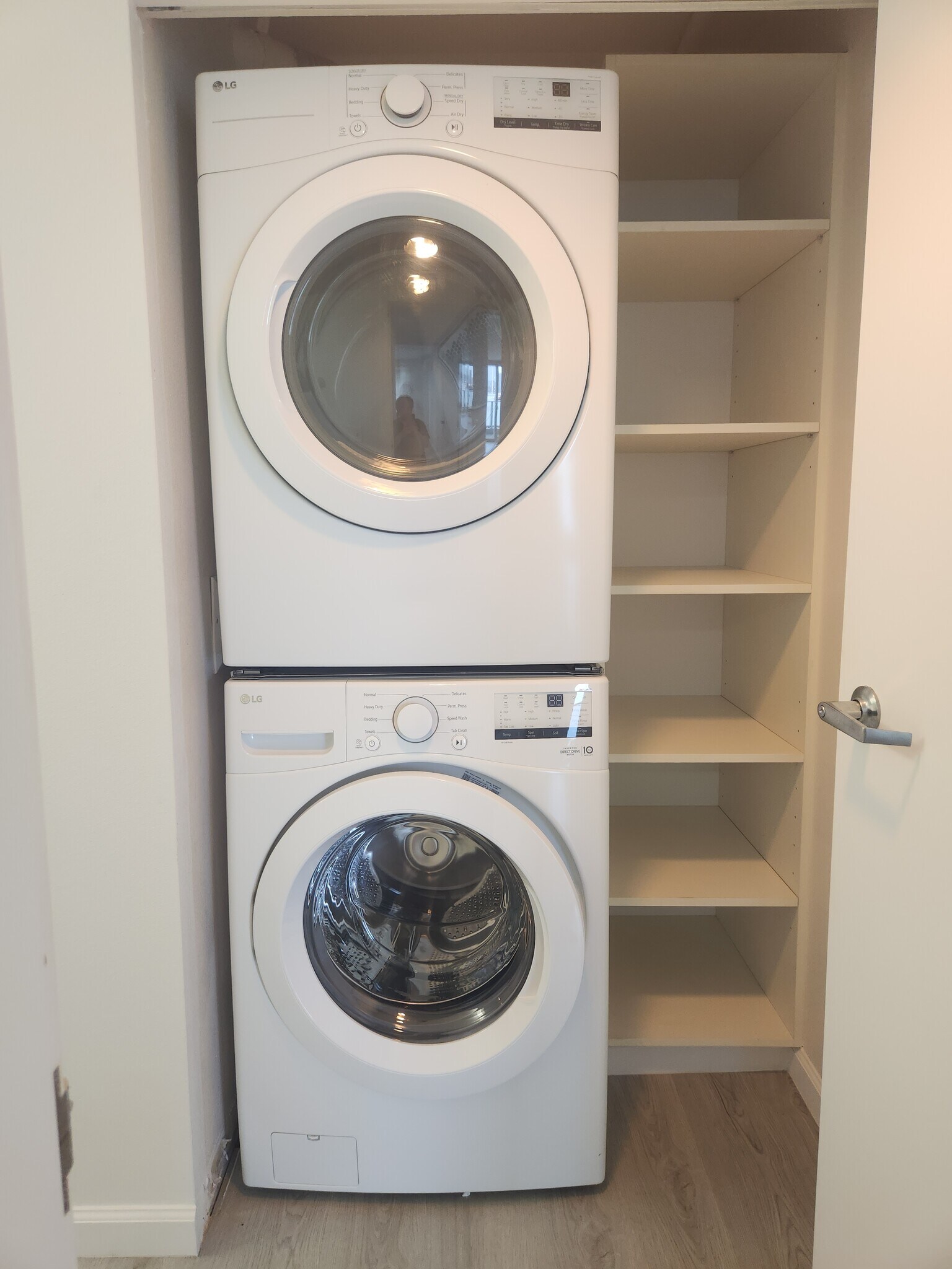 New washer/ dryer - 801 South St