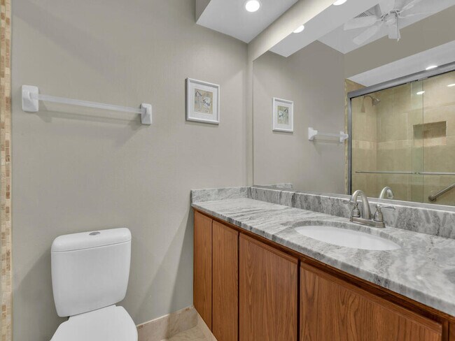 Building Photo - 6815 Sandtrap Dr