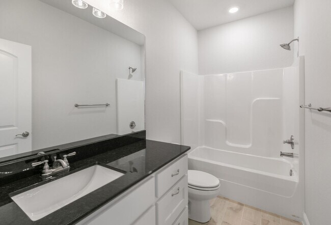 Building Photo - 500 Piper Ln