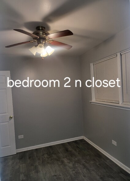 Building Photo - 422 S 19th Ave