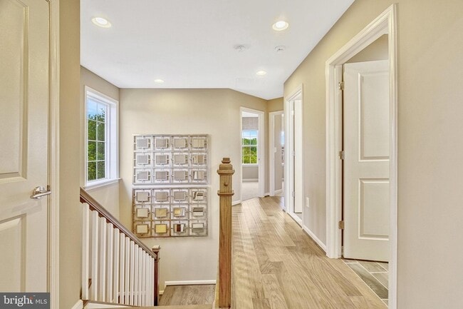 Building Photo - 21491 Willow Breeze Sq