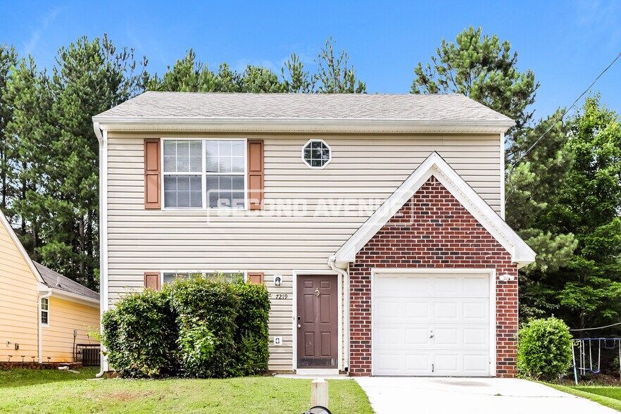 Primary Photo - 7219 Ravenwood Ln