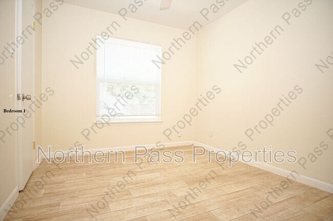 Building Photo - 3425 Risner Pl