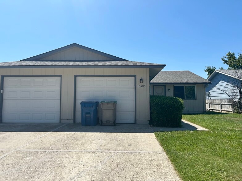 Building Photo - 10505 W Ardyce Ct