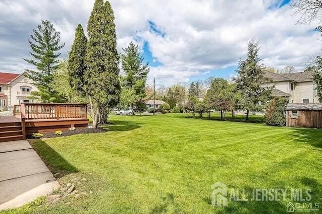 Building Photo - 3993 Park Ave