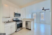 Building Photo - 1509 W Lombard St