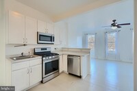 Building Photo - 1509 W Lombard St