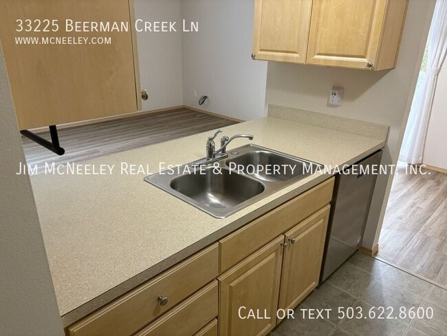 Building Photo - 33225 Beerman Creek Rd