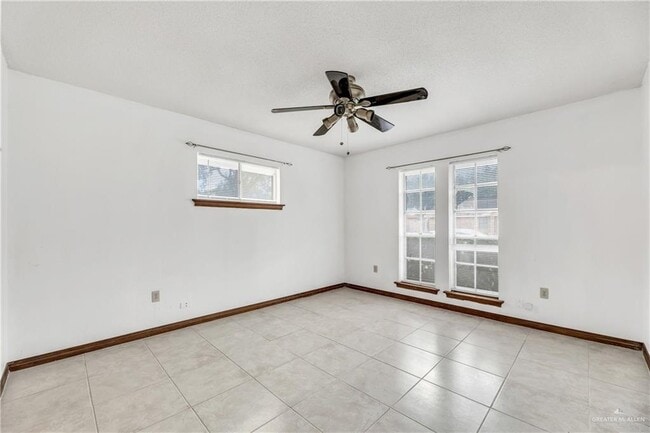 Building Photo - 16 N 17th St