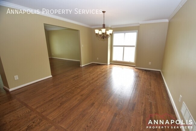 Building Photo - 602 Victoria Dr