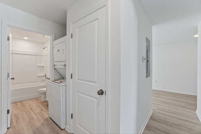 Building Photo - 1115 F Avenue