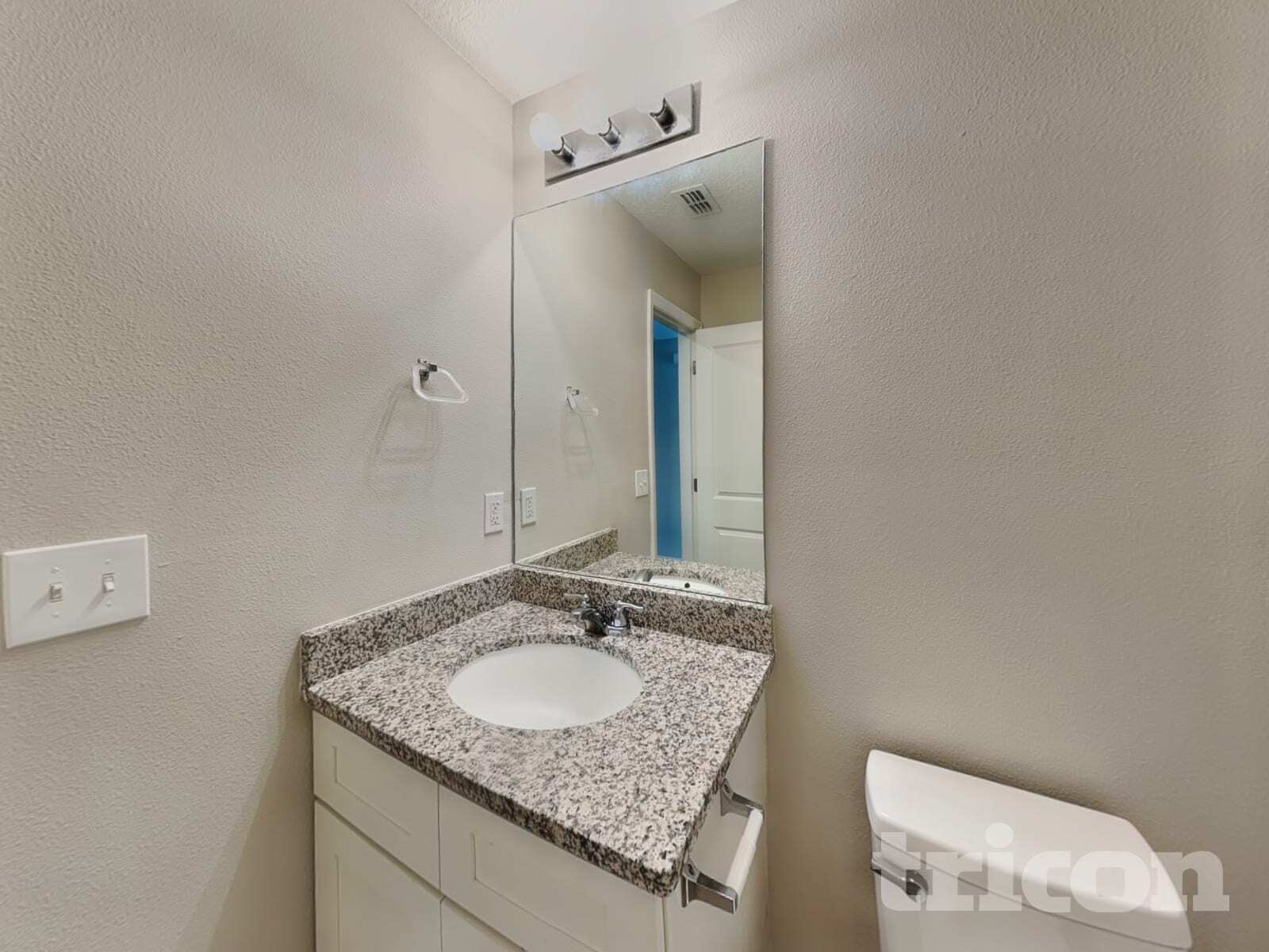 Building Photo - 1130 Alloway Ave