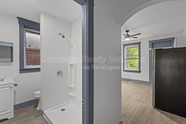 Building Photo - 510-512-512 Fassen St
