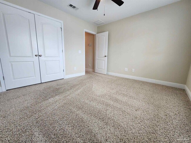 Building Photo - 6061 Twenty One Oaks Dr
